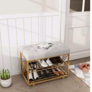 Banquet-off-white-and-gold